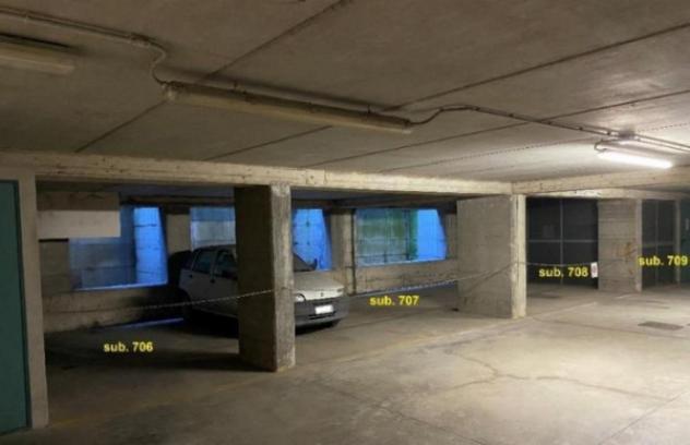 Immobile in asta di 24 m², box auto in vendita a Appiano Gentile - Foto 2