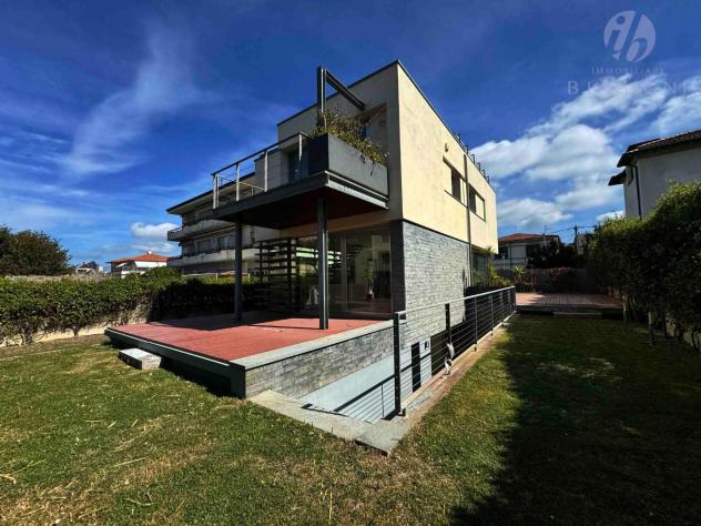 Villa in vendita a Lido di Camaiore - Camaiore 270 mq Rif: 1405603 - Foto 6