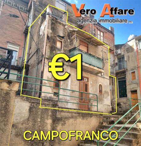 V004210 - VENDESI CASA SINGOLA A 1 € A CAMPOFRANCO (CL) - Foto 2