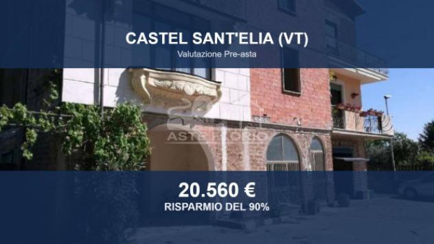 Immobile in asta di 134 m² con più di 5 locali e box auto in vendita a Castel Sant'Elia