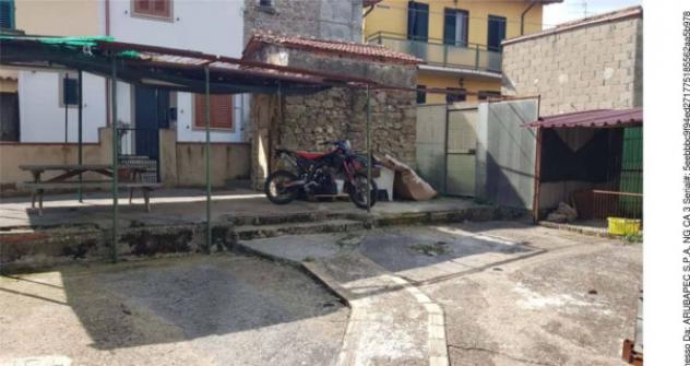 Immobile in asta di 400 m² con più di 5 locali e box auto doppio in vendita a Vaiano - Foto 12