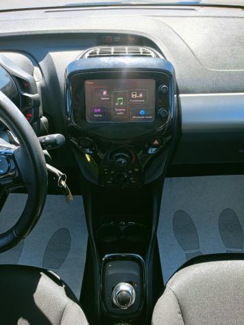 Peugeot 108 1000 BENZINA CAMBIO AUTOMATICO - Foto 9