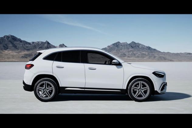 Mercedes-Benz GLA H247 200 d automatic - Foto 4