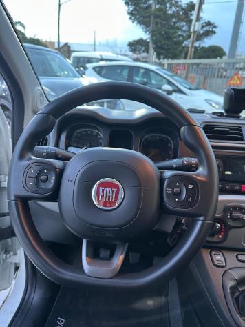 Fiat Panda 1.0 FireFly S&S Hybrid City Life - Foto 9