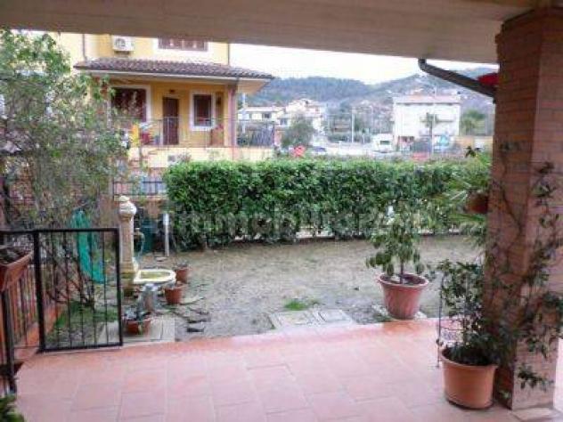Magione vendesi villa a schiera 5 vani 180 Mq