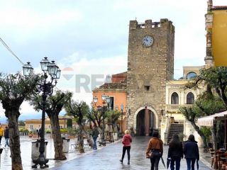 Appartamento in affitto a Taormina, Centro
