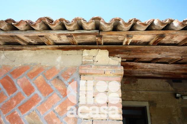 CASA COLONICA MONO O BIFAMILIARE NON VINCOLATA - Foto 18