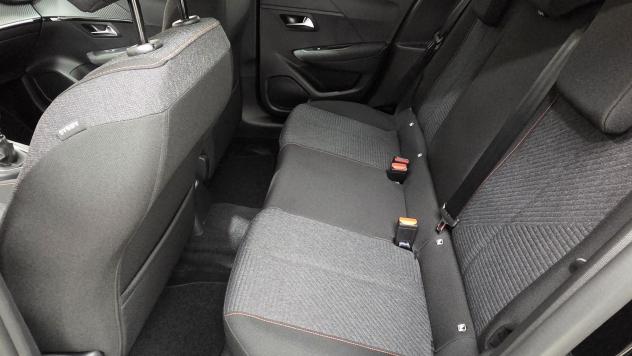 Peugeot 208 208 1.2 turbo Edition 100cv My'26 con BONUS EASY GO' - Foto 8
