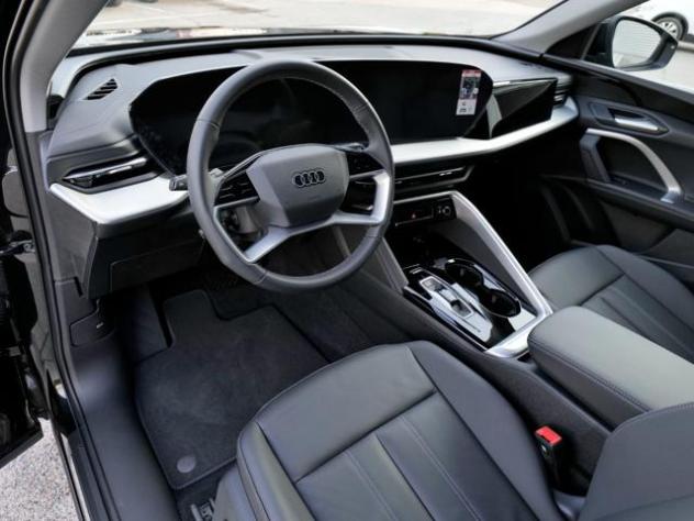 AUDI Q5 Sportback NEW 2.0 Tfsi Q. 204cv S-tr. Busin. Adv. rif. 24172874 - Foto 6