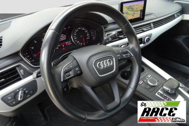 AUDI - A4 Avant - 35 TDI S tronic Business - Foto 10