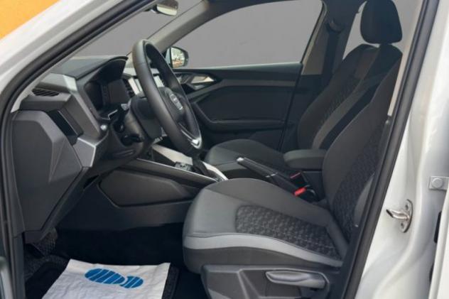 AUDI A1 SPB 25 TFSI S tronic S line edition rif. 23758365 - Foto 7