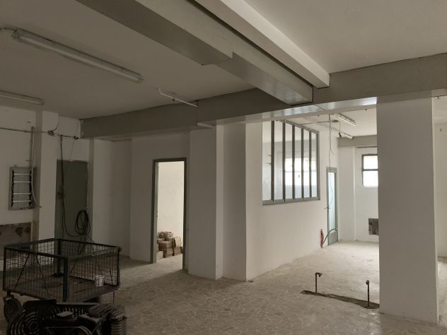 Affittasi magazzino centro Bergamo - Foto 2