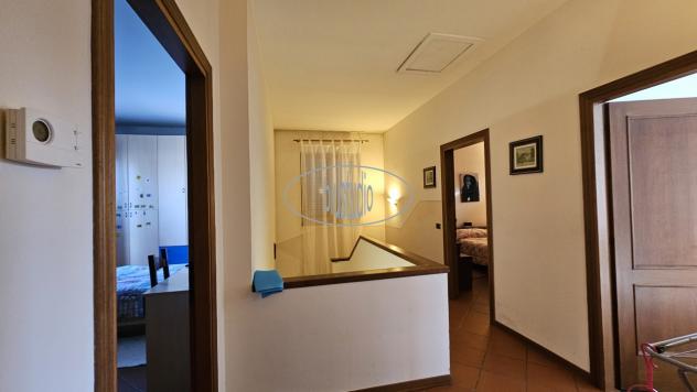 VILLA di 8 vani e di 243 mq (FIGLINE E INCISA VALDARNO) rif. V-2295 - Foto 20