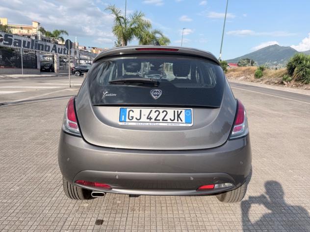 Lancia Ypsilon 1.0 FireFly 5 porte S&S Hybrid Gold - Foto 10