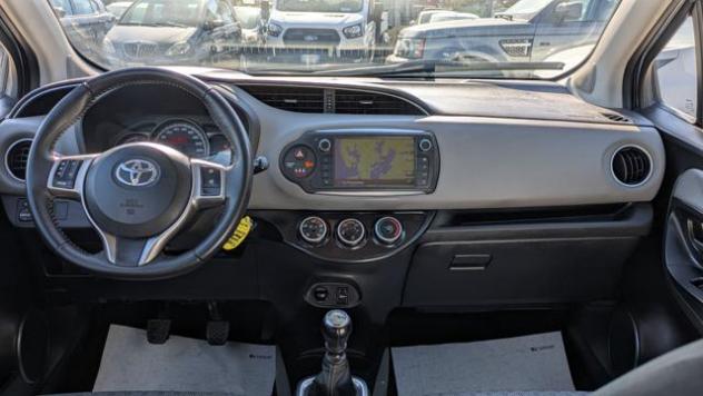 TOYOTA Yaris 1.4d 90cv NAVI CERCHI IN LEGA rif. 23530425 - Foto 6