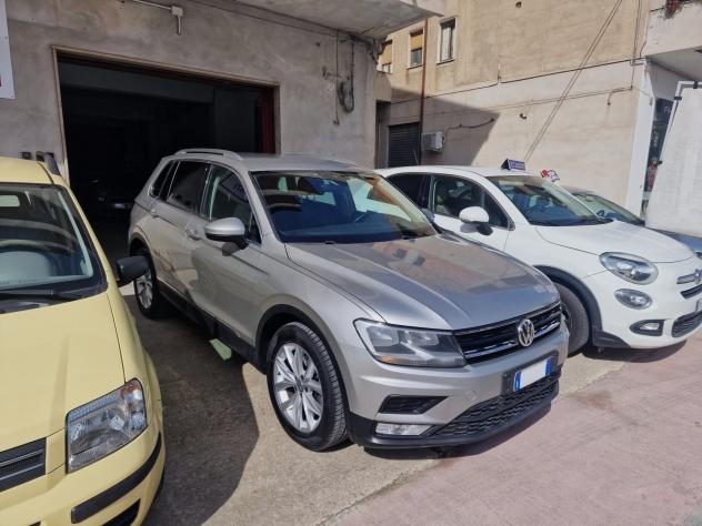 VW TIGUAN 2.0 TDI Bluemotion 150cv Business 11/2016 - Foto 3