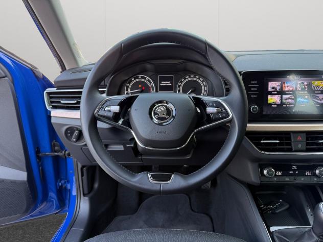 Škoda Kamiq Black Dots 1.0 TSI 70 kW (95 CV) 5 marce - manuale - Foto 9
