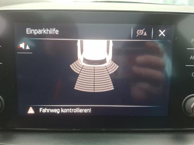 SKODA Kamiq Kamiq 1.0 TSI 115 CV Monte Carlo - Foto 10
