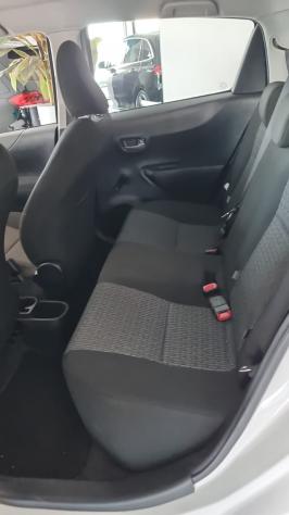 Toyota Yaris 1.4 D-4D 5 porte Lounge - Foto 7