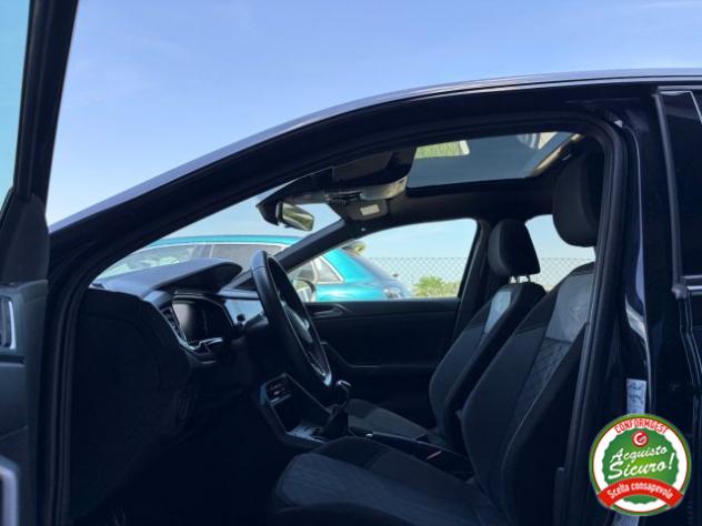 VOLKSWAGEN Taigo 1.0 TSI 115 CV R-Line ANCHE NEOPATENTATI rif. 23810847 - Foto 9