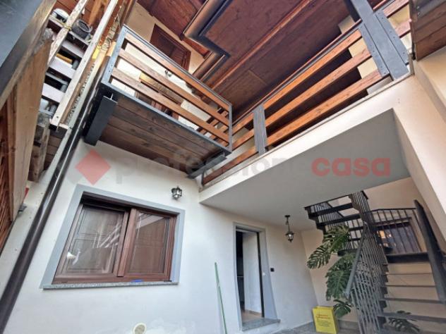 Casa indipendente di 114 m² con 3 locali in vendita a Arona