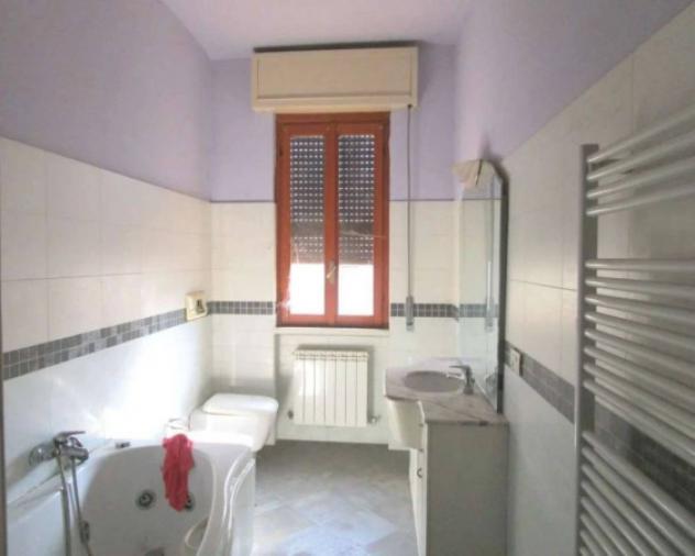 Immobile in asta di 116 m² con più di 5 locali e box auto doppio in vendita a Gossolengo - Foto 5