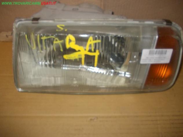 PROIETTORE D. SX ELETTRICO SUZUKI VITARA (SE/SV/ET)  Parti elettriche  Fanaleria  Proiettori  Proiettore ant. SUZUKI - VITARA - 01-10-1988 - 01-05-200