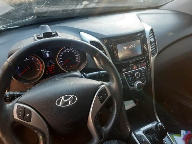 Ricambi vari Hyundai I30 1.6 CRDI del 2012 - Foto 3