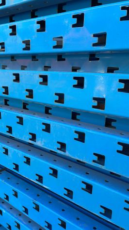 Scaffali usati per giacenza prodotti