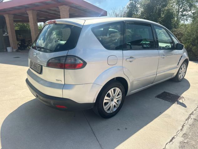 Ford S-Max 2.0 TDCi 140CV - Foto 6