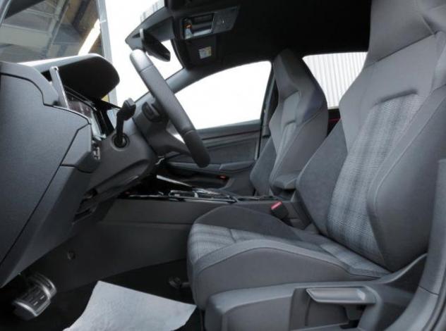 VOLKSWAGEN - Golf VIII GTE Plug in - Foto 4