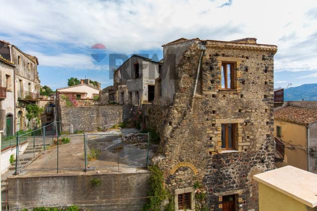 Casa Semindipendente in vendita a Castiglione di Sicilia