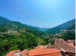 Appartamento ristrutturato con vista panoramica – 80 mq, zero spese condominiali