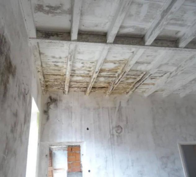 Immobile in asta di 240 m² con più di 5 locali in vendita a Ottobiano - Foto 4