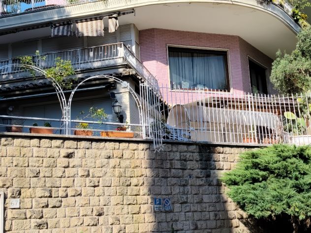 AG.IMM. VENDE ROMA FLEMING PIANO TERRA MQ.400 MQ. 2000 TERRAZZA E GIARDINO