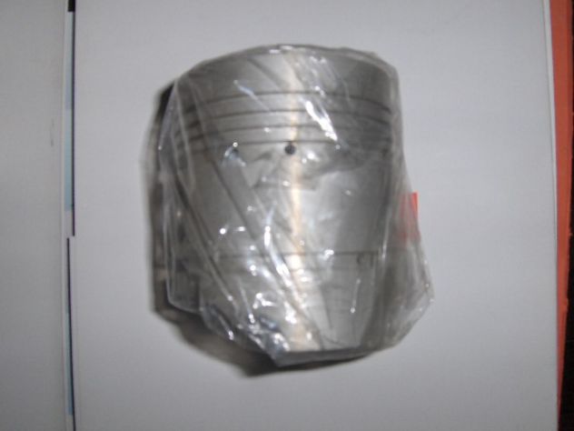 ISUZU Engine C221 - Pistone codice 512111-065-0 - Foto 2