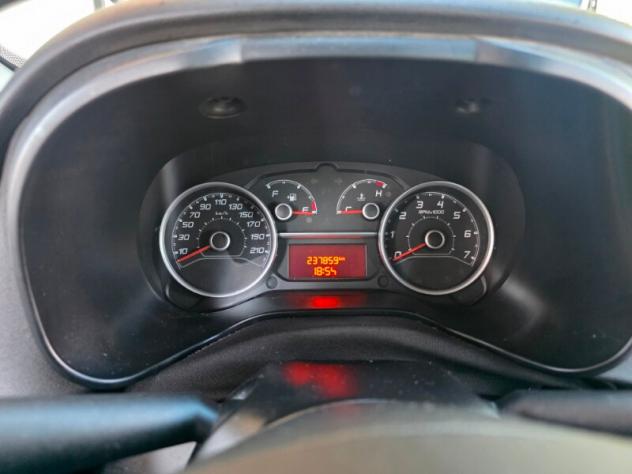 FIAT Doblò 3ª serie Doblò 1.6 MJT 105CV S&S PC Combi N1 Lounge - Foto 10