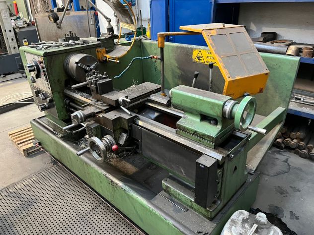 TORNIO PARALLELO HARRISON 1000 X 220 MODELLO:M 400