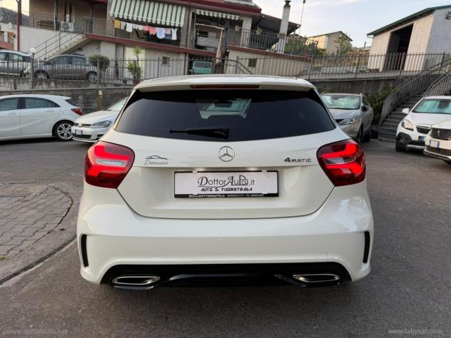 MERCEDES-BENZ A 200 d Automatic 4Matic Premium - Foto 6