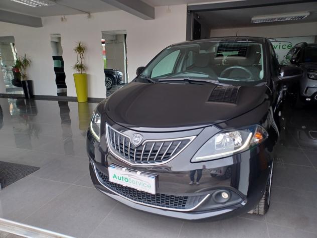 Lancia Ypsilon 1.0 Hybrid 70cv - Foto 7
