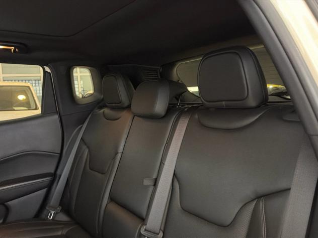 Jeep Compass 4xe 1.3 T4 PHEV 190cv Limited 4xe Auto - Foto 8