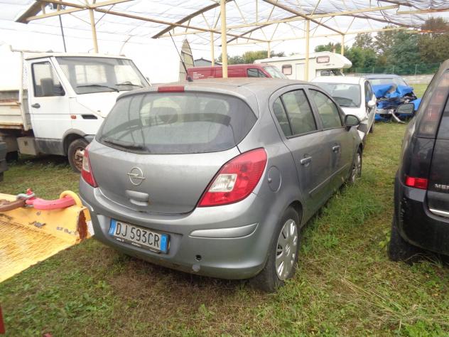 Opel Corsa 1.2i 16V cat 5 motore rotto - Foto 3