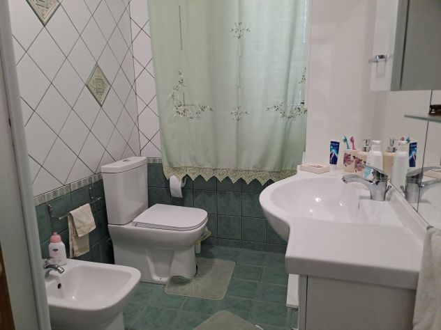 Luminoso appartamento trilocale con doppia esposizione Villasmundo.RifVR253 - Foto 6