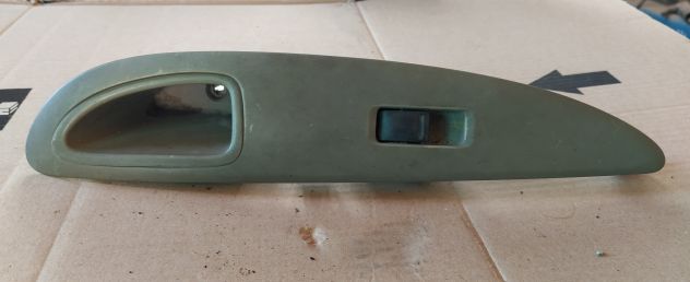 RICAMBIO -ALZAVETRO NISSAN PRIMERA SW.