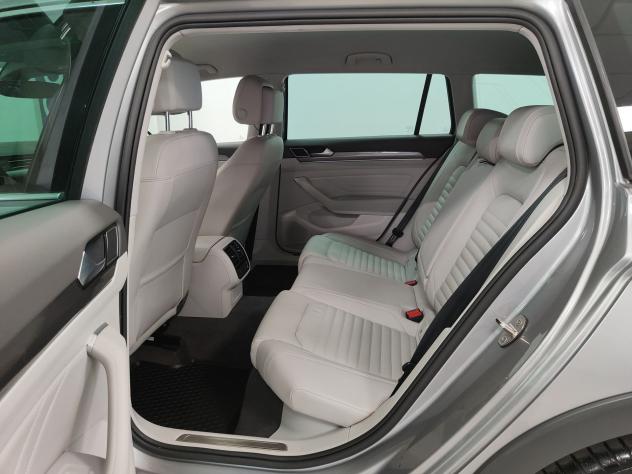 Volkswagen Passat Alltrack 2.0BiTDI 4MOTION DSG BMT Pelle FariLED - Foto 6