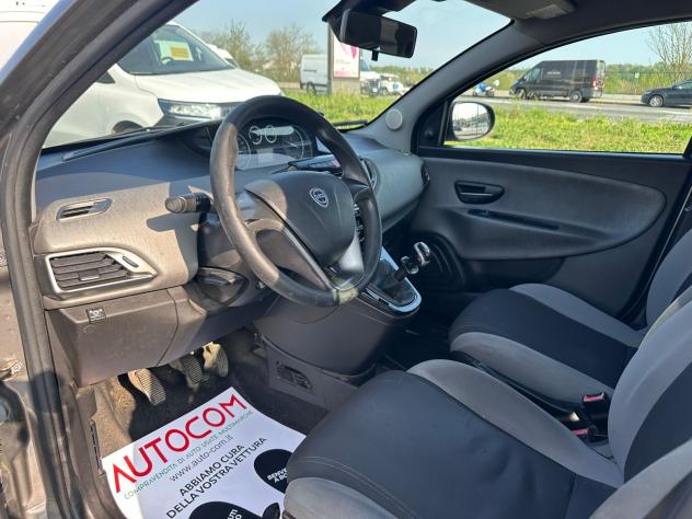 Lancia Ypsilon 1.2 69 CV 5 porte S&S Silver GPL - Foto 7