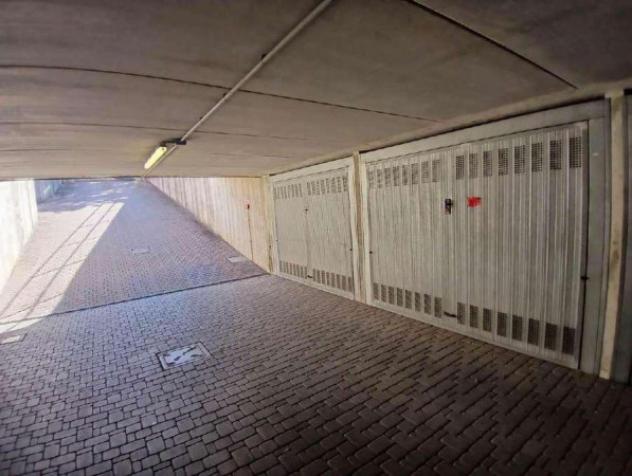 Immobile in asta di 18 m², box auto in vendita a Merone - Foto 10
