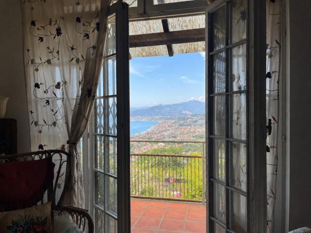 BELVEDERE - Una casa dove il panorama diventa parte dell'architettura. - Foto 12