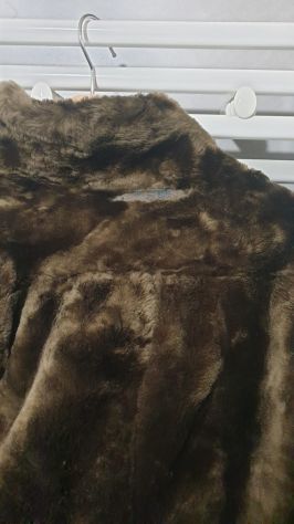 Pelliccia montone vintage con bottoni in ambra - Foto 6