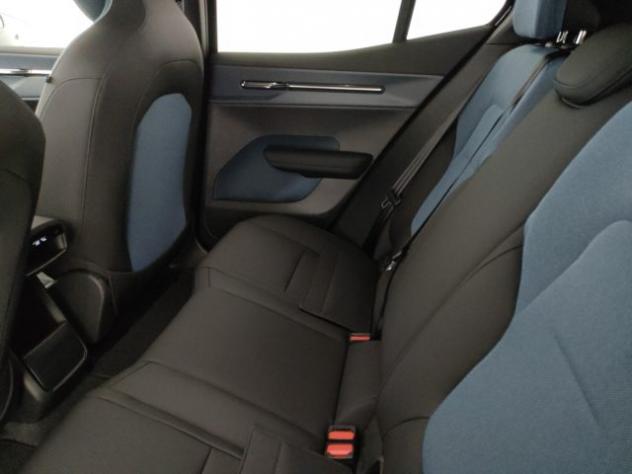 VOLVO EX30 P5 Black Edition Plus - Autocarro rif. 23457358 - Foto 10